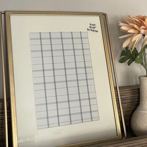 4”x6” Wire-Edge Brass Picture Frame Antique Finish - Hearth & Hand Magnolia - Picture 5 of 8